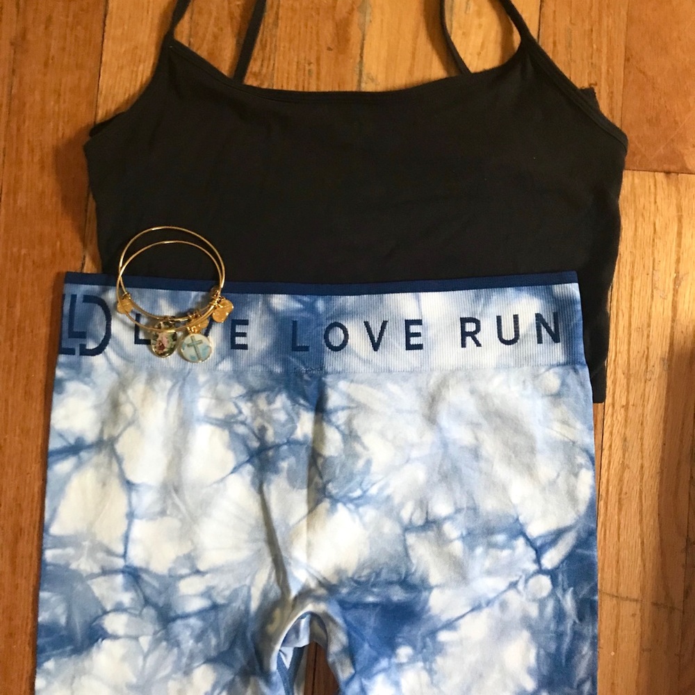 3/4 tie dye leggings